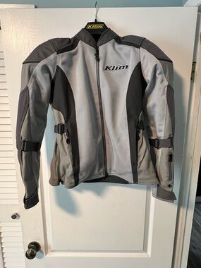 Klim Small Mesh Motorcycle Jacket - With armour.